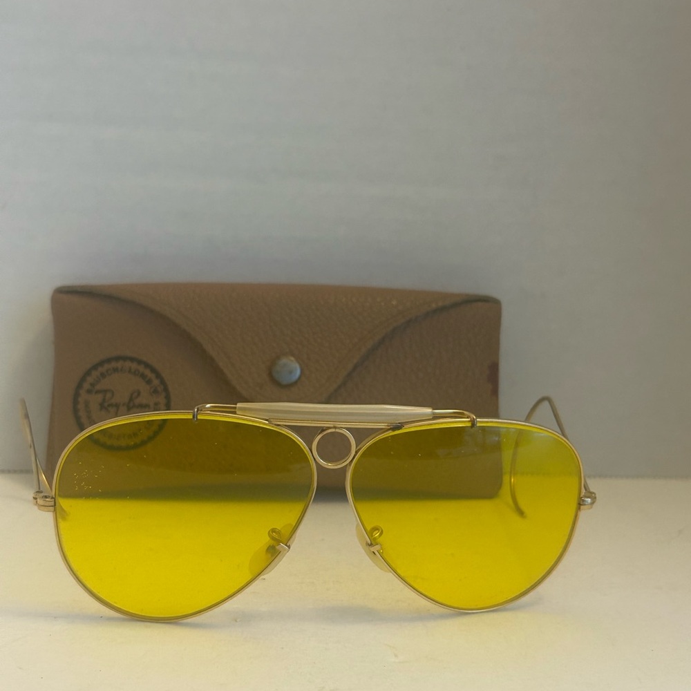 Ray-Ban Aviator Sunglasses with Bright Yellow Lenses Vinatge Rare 10K Gold